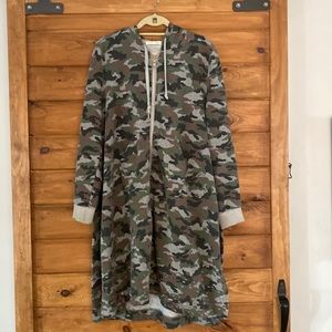 Camo Zip Up Sweatshirt